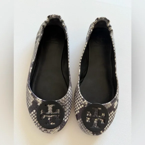 Tory Burch Reva Snakeskin Ballet Flats Size 6 Black Logo Medallion Leather